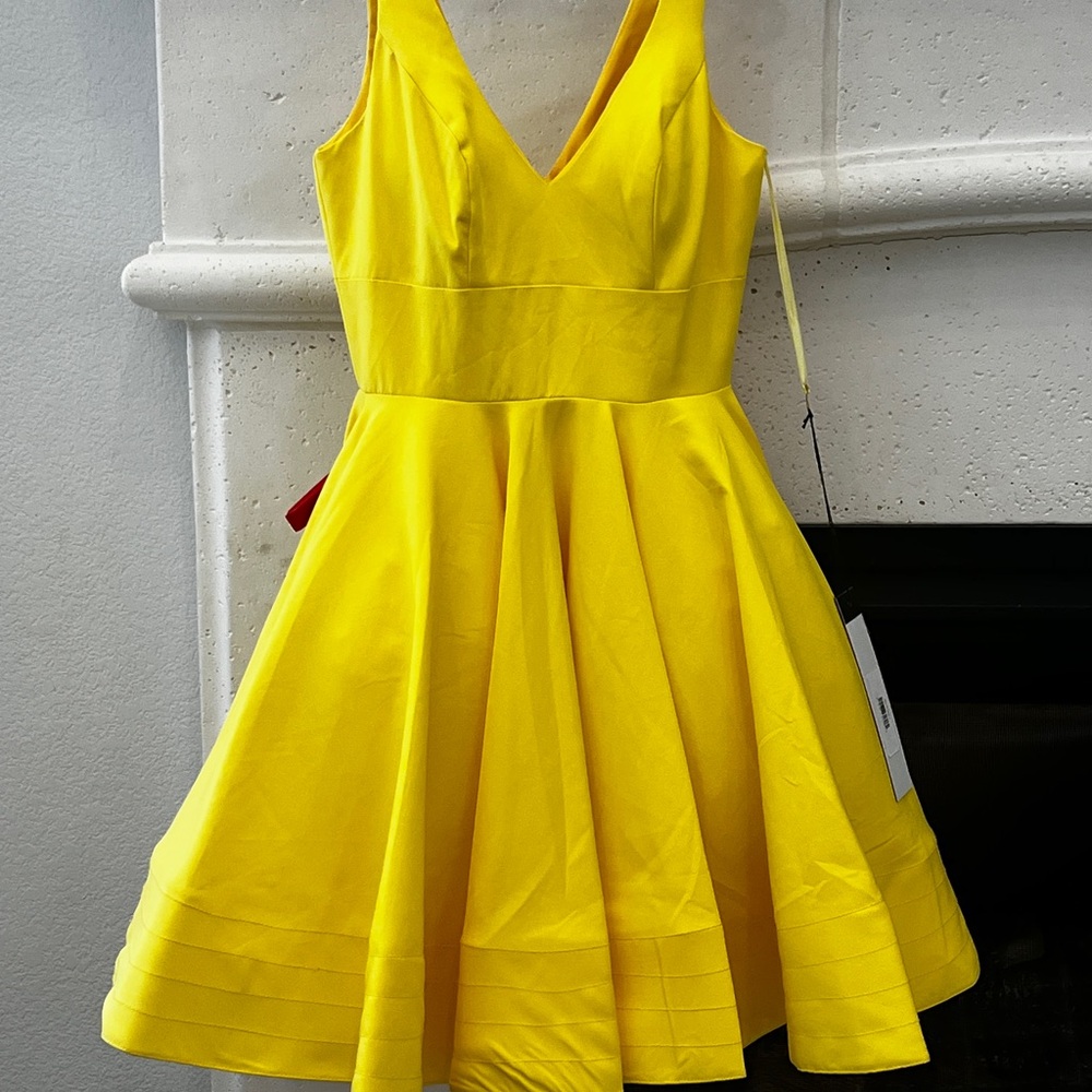Ieena for Mac Duggar Yellow V-Neck Fit & Flare Dress - Picture 3 of 7